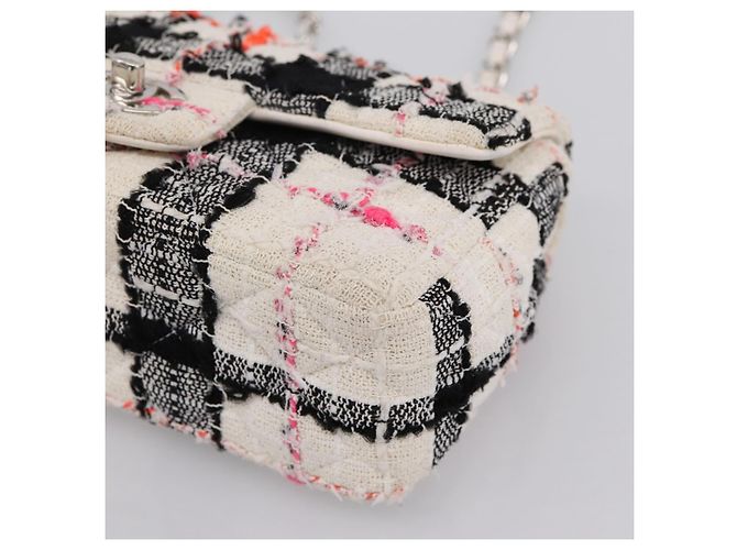 Borsa a tracolla CHANEL Mini Matelasse 20 in tweed Bianco Argento CC Auth 202073SM - vista 15