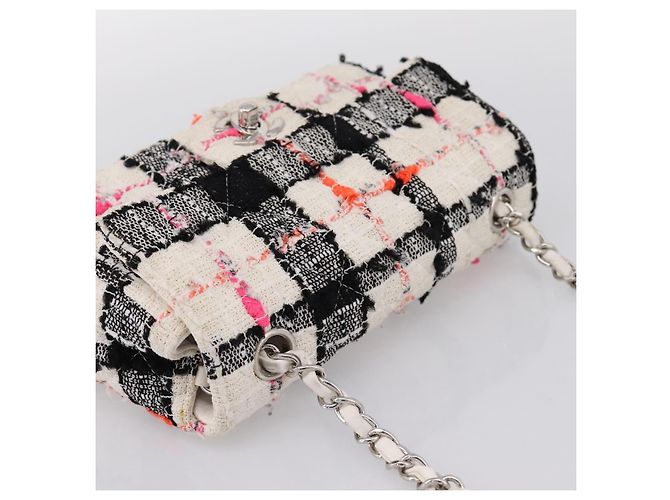 Borsa a tracolla CHANEL Mini Matelasse 20 in tweed Bianco Argento CC Auth 202073SM - vista 6