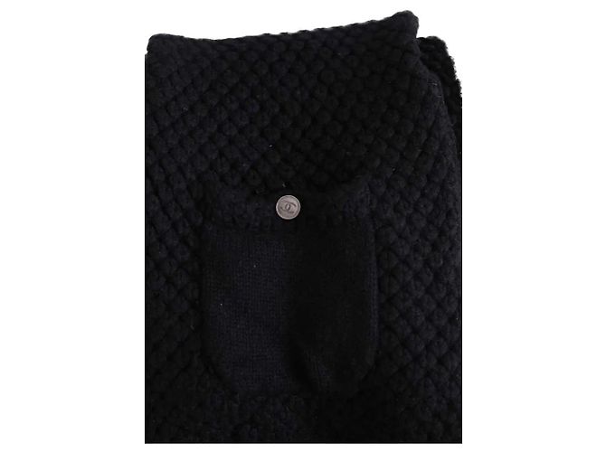 Cachecol Chanel de cashmere preto - vista 2