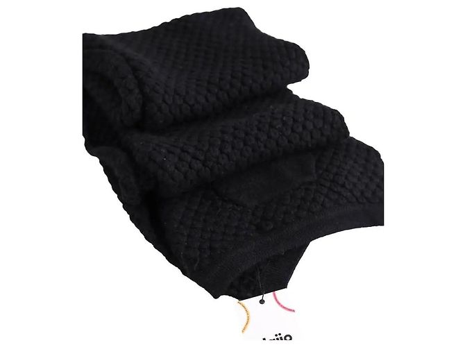 Cachecol Chanel de cashmere preto - vista 3