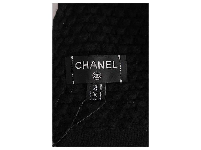 Cachecol Chanel de cashmere preto - vista 4