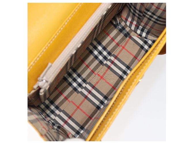 Borsa a mano Burberrys in pelle gialla tono oro Auth 199859A Giallo - vista 12