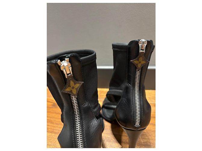 Stivaletti Louis Vuitton in pelle nera e tessuto peep-toe Nero - vista 6
