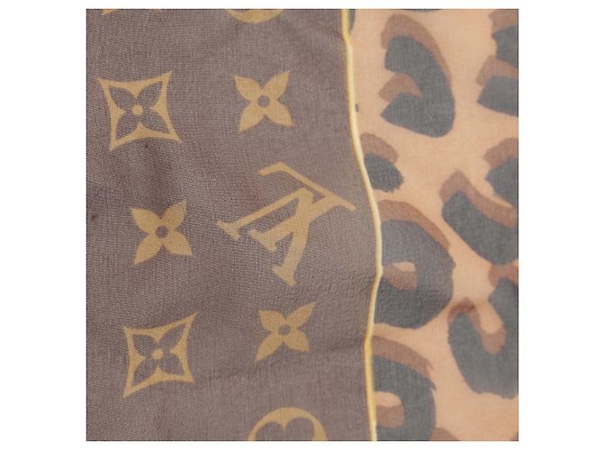Sciarpa in crepe di seta Louis Vuitton Monogram con stampa leopardata marrone - vista 7