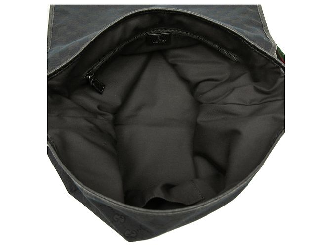 Sac messager à rabat Gucci GG Canvas Web noir - vue 4