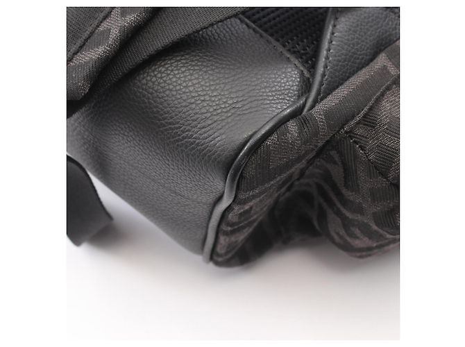 Fendi FF Jacquard Drive Zucca Rucksack Braun Schwarz - Ansicht 6