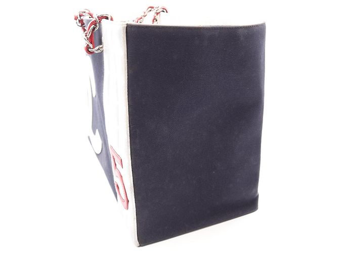 Borsa Tote Chanel No. 5 Chocolate Bar Coco Mark Argento Rosso Blu navy - vista 11