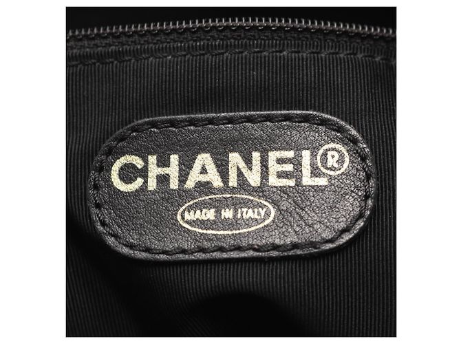 Borsa a tracolla Chanel Coco Mark Nero - vista 4