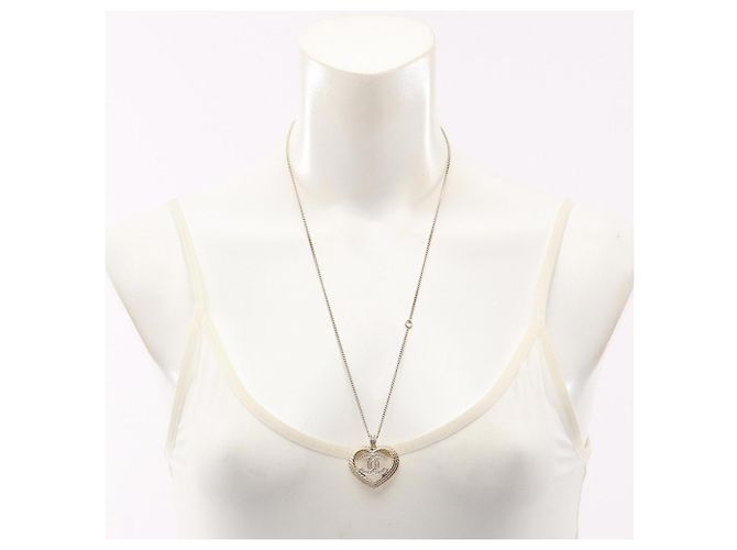 Collana Chanel Coco Mark Heart D'oro - vista 5
