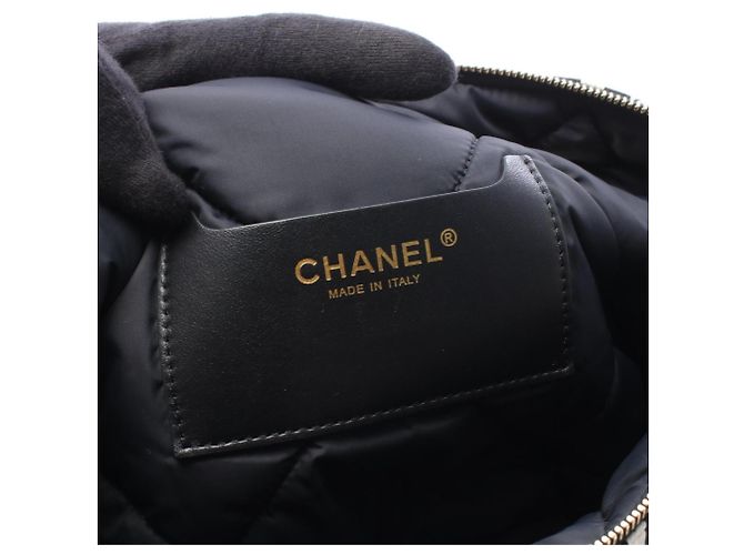 Borsa Bowling Chanel Coco Mark Nero Bianco - vista 4