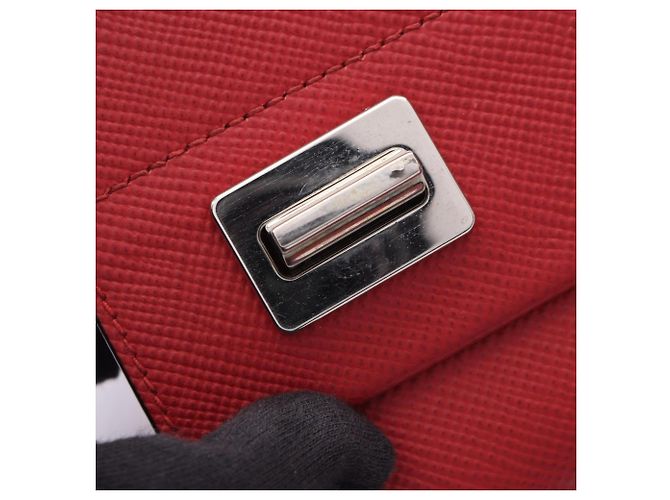 Borsa a tracolla Prada in pelle Saffiano Rosso - vista 9
