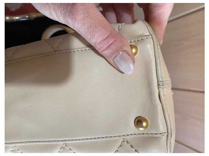 Chanel Borsa Boston in pelle matelassé beige - vista 10