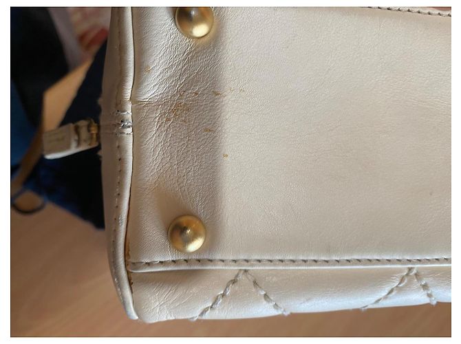 Chanel Borsa Boston in pelle matelassé beige - vista 9
