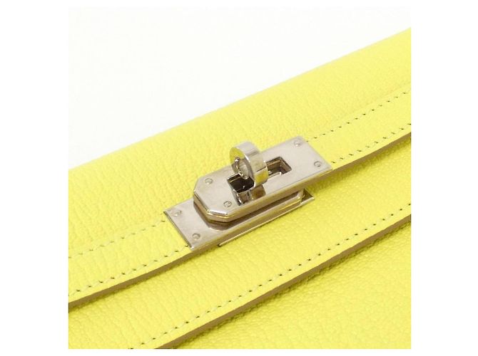 Hermès Kelly Classic To Go Shoulder Wallet D'oro - vista 4