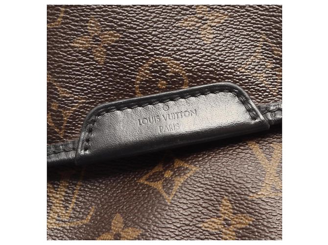 Borsa a tracolla Louis Vuitton Bass PM Monogram Macassar Marrone Nero - vista 11