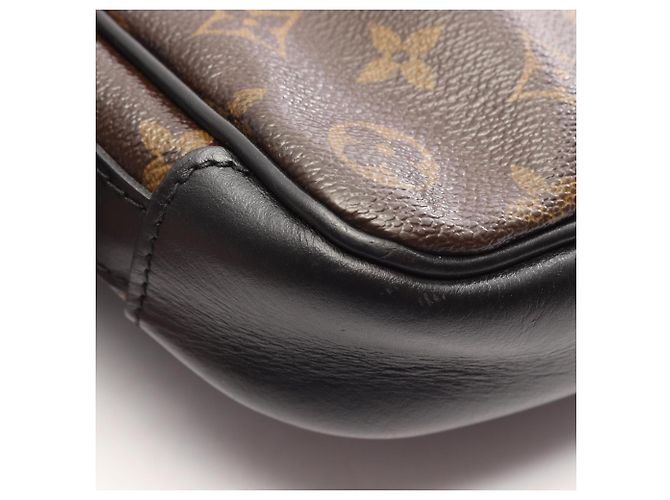 Borsa a tracolla Louis Vuitton Bass PM Monogram Macassar Marrone Nero - vista 8