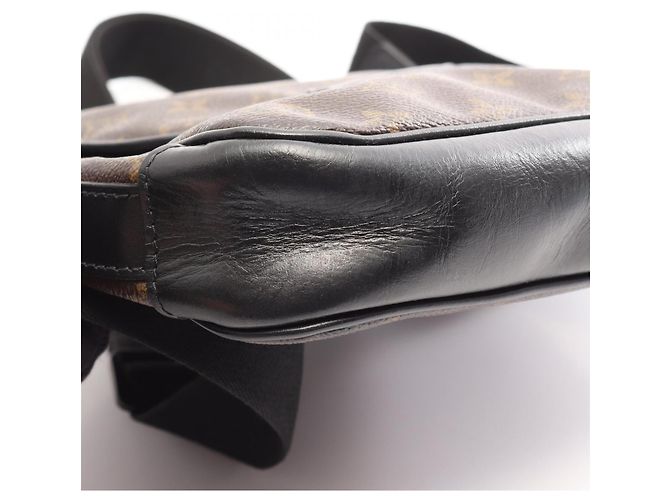 Borsa a tracolla Louis Vuitton Bass PM Monogram Macassar Marrone Nero - vista 9