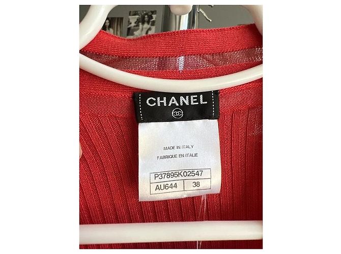 Timeless CHANEL Cardigan lungo aderente in misto seta e cotone rosso FR 38 M usato - vista 5