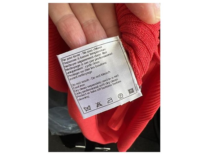 Timeless CHANEL Cardigan lungo aderente in misto seta e cotone rosso FR 38 M usato - vista 7