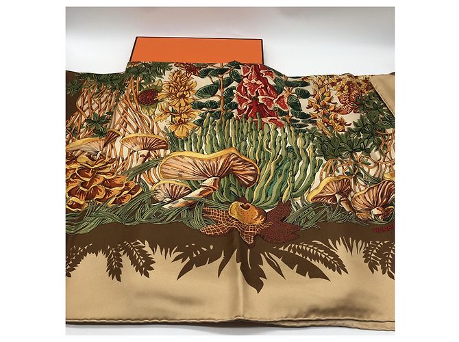 Hermès Hermes Carré 90 Silk multicolor 90 x 90 Mehrfarben - Ansicht 6