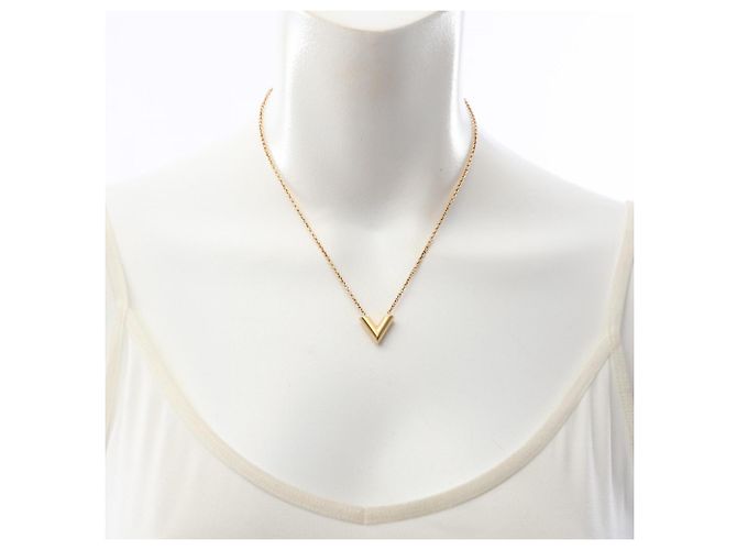 Collar Essential V Louis Vuitton Dorado - vista 6