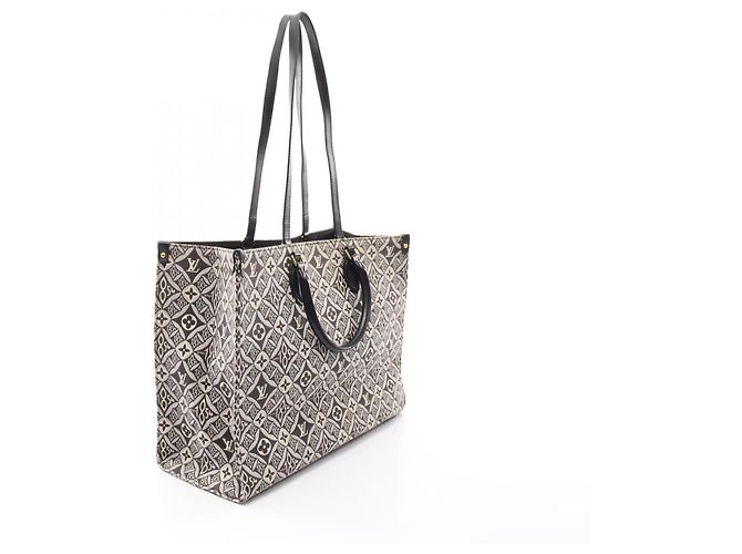 Borsa Tote Louis Vuitton OnTheGo GM Monogram Marrone Nero - vista 2