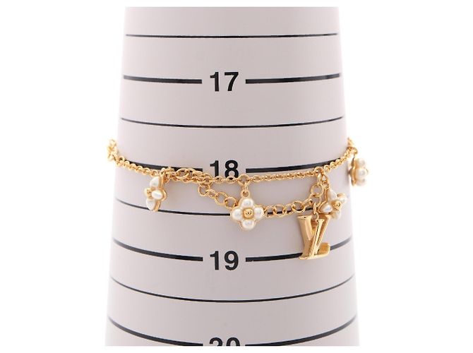 Bracciale con ciondolo Louis Vuitton LV Floragram Bianco D'oro - vista 7