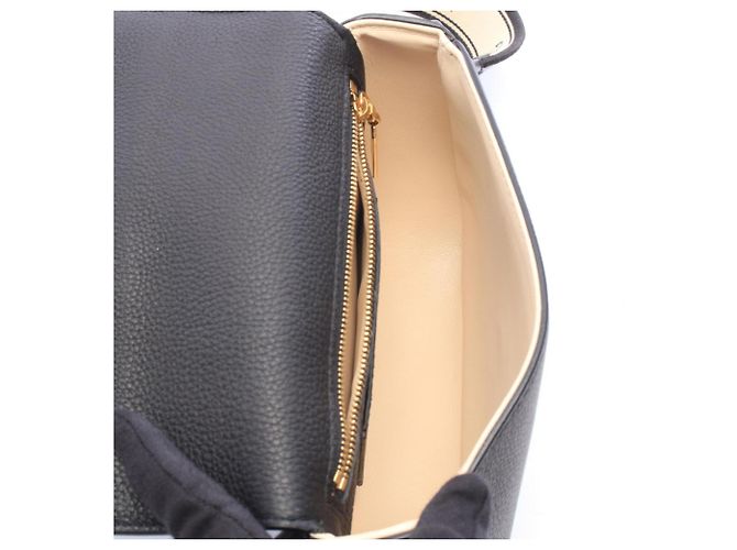 Borsa a tracolla Louis Vuitton LV PONT 9 Pont Neuf Soft PM Noir Nero - vista 3