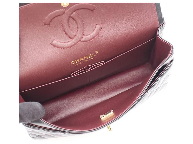 Borsa a tracolla Chanel Matelassé Double Flap Nero - vista 3