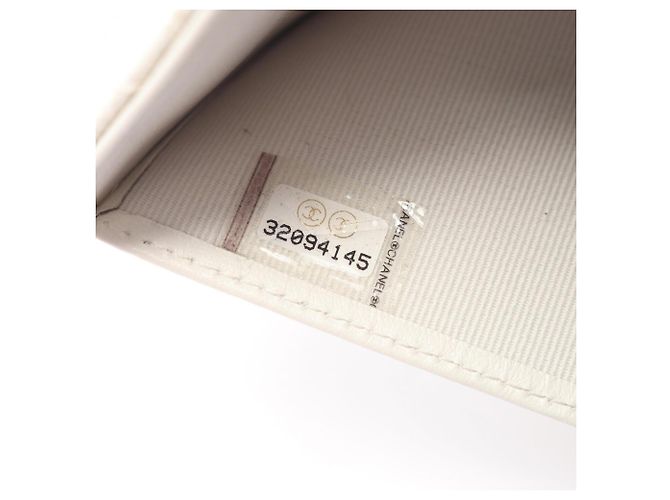 Cartera Chanel Matelassé Tri-fold Blanco - vista 6