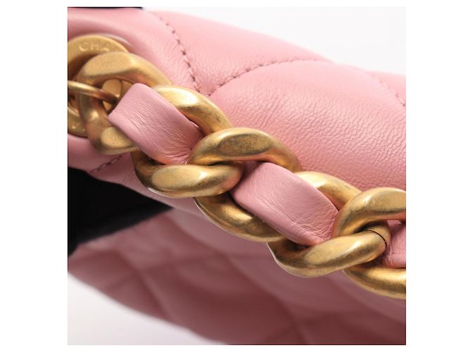 Borsa a spalla Chanel Mini Matelassé in pelle d'agnello Rosa - vista 9