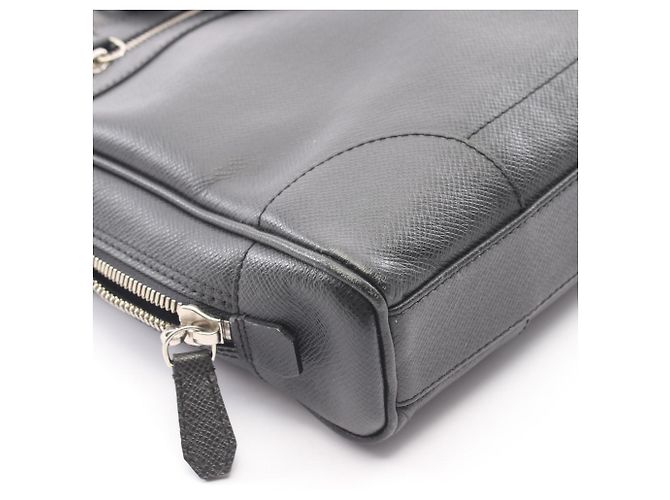 Borsetta Louis Vuitton Igor Taiga Nero - vista 6