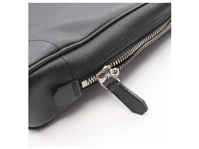 Borsetta Louis Vuitton Igor Taiga Nero - vista 9
