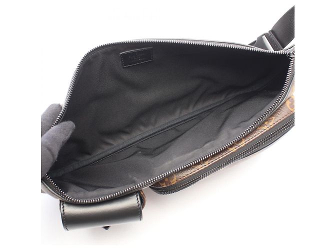 Louis Vuitton Christopher Bumbag Monogram Macassar Marrone Nero - vista 3