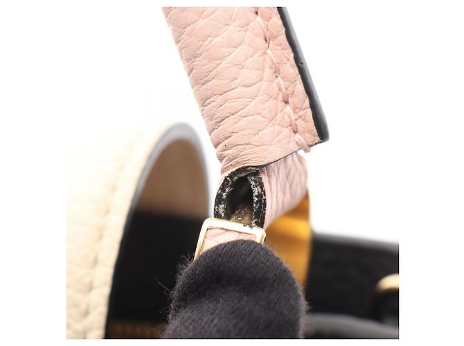 Borsa Louis Vuitton Capucines PM Noir Crème Nero Rosa Crudo - vista 11