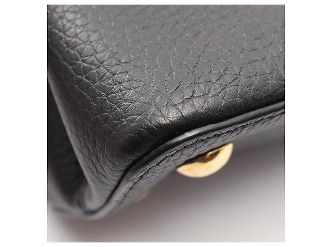 Borsa Louis Vuitton Capucines PM Noir Crème Nero Rosa Crudo - vista 6