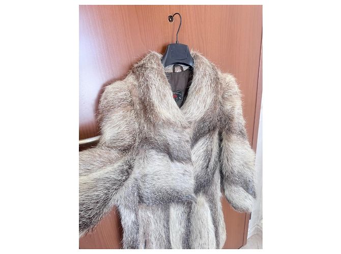 Autre Marque NOREX Fuchsfellmantel in Braun und Grau Weiß - Ansicht 3