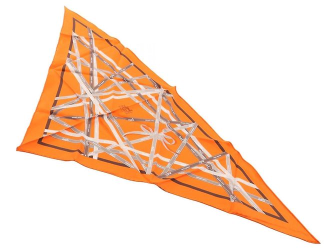 Hermès Foulard Triangolare Hermes Pointu Bolduc Marrone Arancione - vista 2