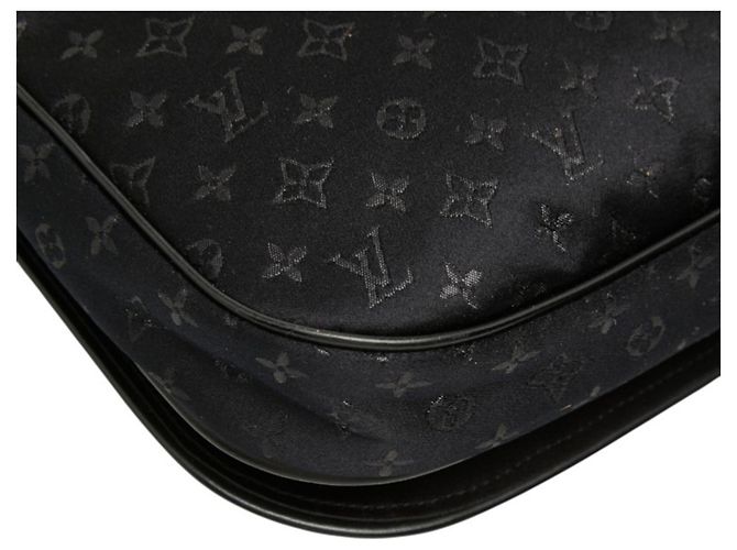 Borsa a tracolla Louis Vuitton Monogram Satin Musette Conte de Fée Nero - vista 7