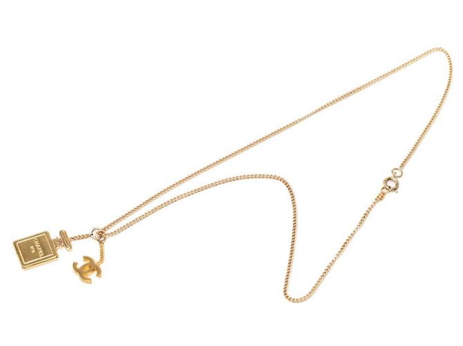 Colar com motivo de frasco de perfume Chanel Coco Mark Dourado - vista 3