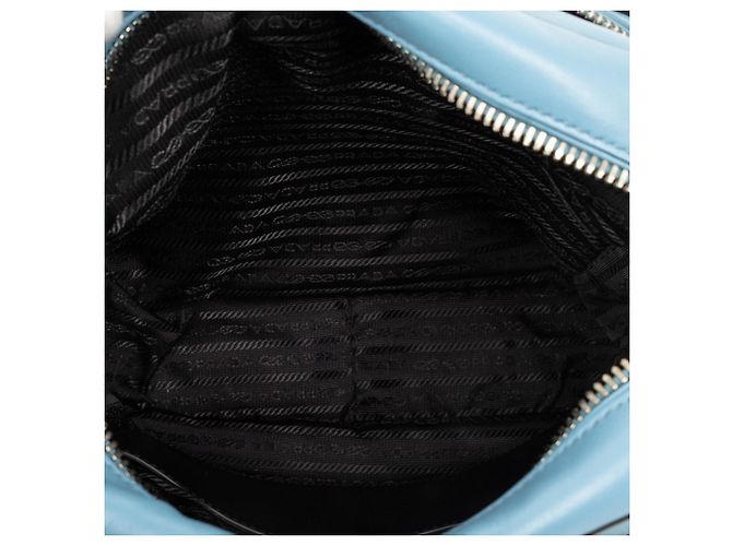 Borsa a tracolla Prada con placca logo triangolare Blu chiaro - vista 5