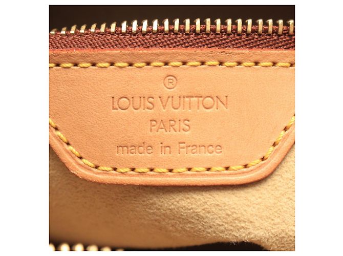 Borsa a tracolla Louis Vuitton Looping MM Monogram Marrone - vista 4