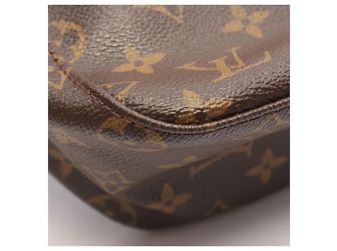 Borsa a tracolla Louis Vuitton Looping MM Monogram Marrone - vista 7
