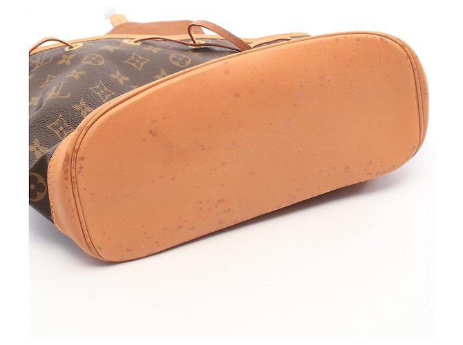 Zaino/Borsa Louis Vuitton Montsouris MM Monogram Marrone - vista 6