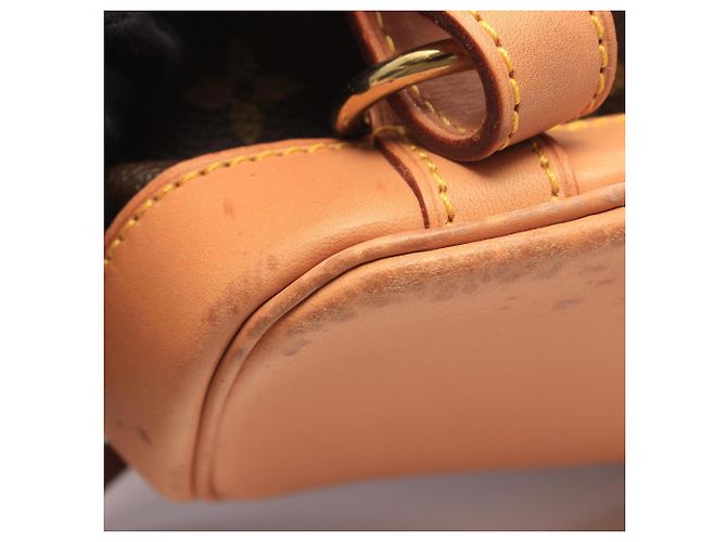 Zaino/Borsa Louis Vuitton Montsouris MM Monogram Marrone - vista 8