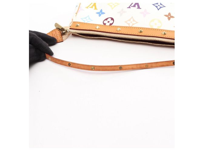 Sac à main Louis Vuitton Pochette Accessoires Blanc - vue 7