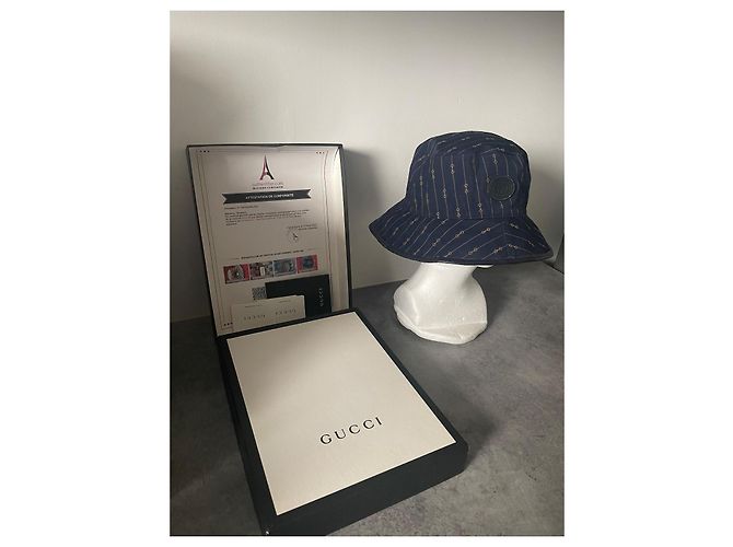 Cappello a Secchiello Gucci Monogram Beige Monogramma - vista 3