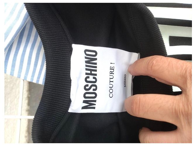 Schwarzer Moschino Sweatshirt mit Logo - Ansicht 9