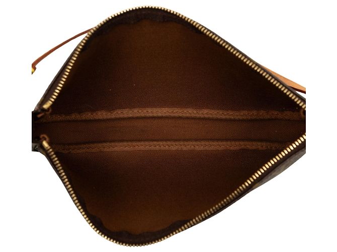 Borsa a tracolla Louis Vuitton Monogram Pochette Accessoires Marrone - vista 4
