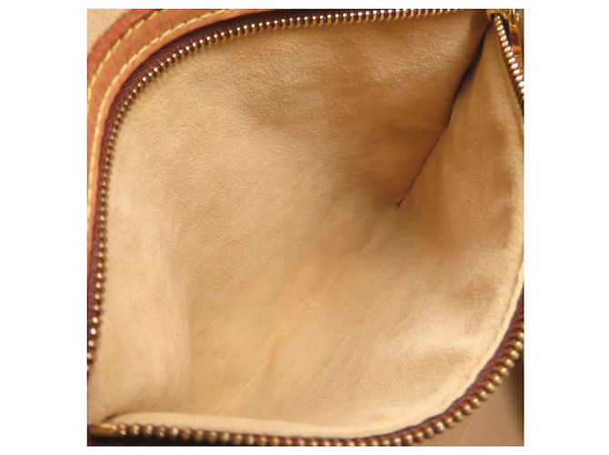 Borsa a tracolla Louis Vuitton Monogram Looping GM Marrone - vista 3